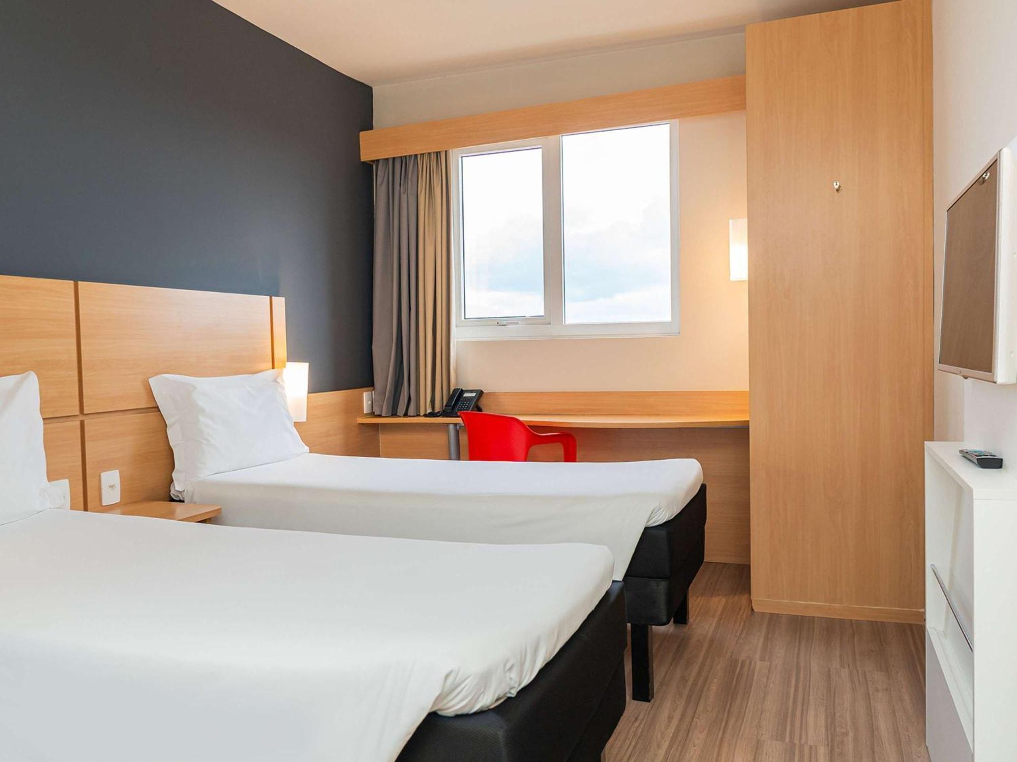 Ibis Chapeco Hotel Kültér fotó