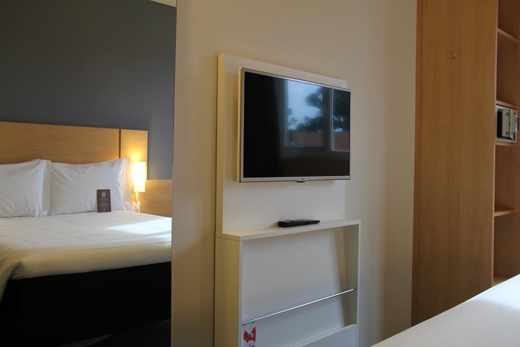 Ibis Chapeco Hotel Kültér fotó